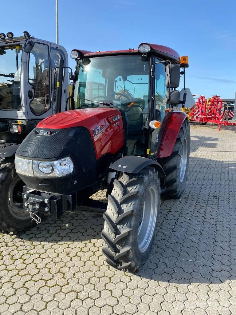 Case IH Farmall 65 A Traktoriai