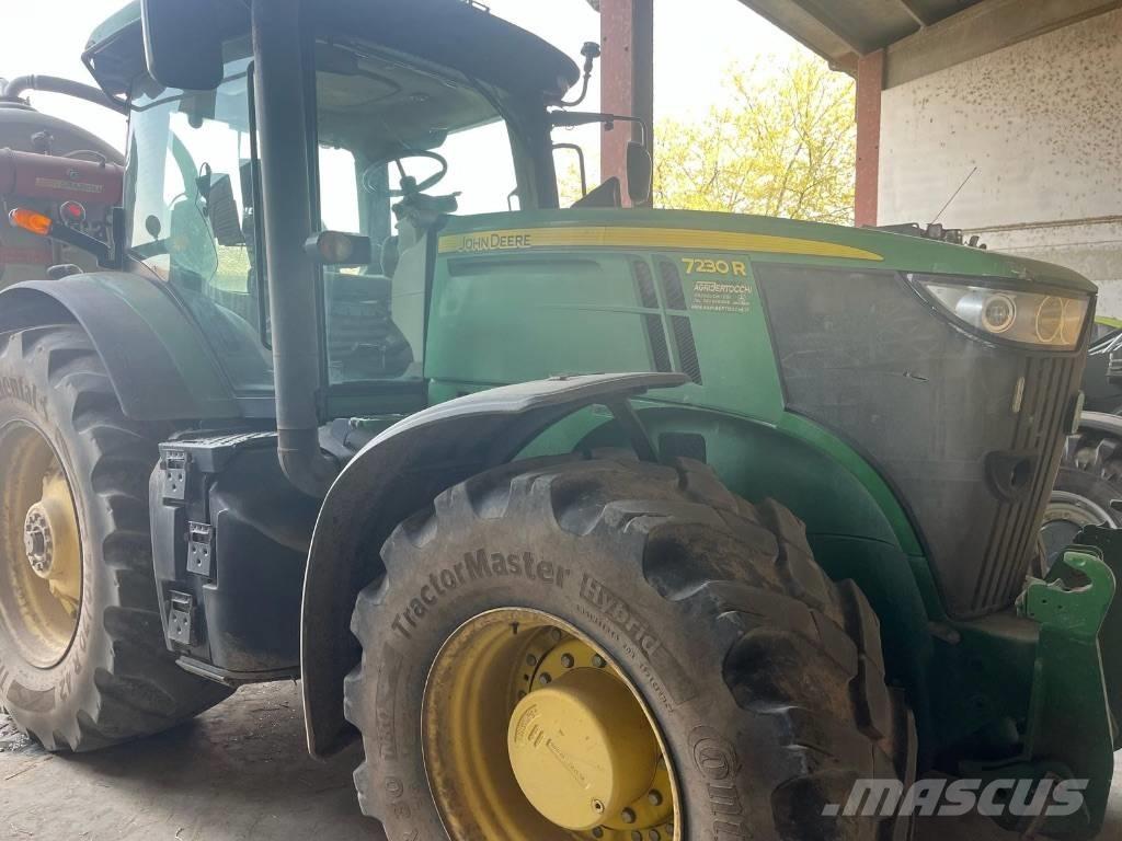 John Deere 7230 R Traktoriai