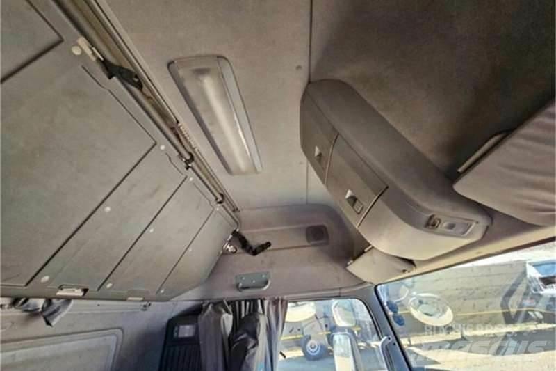 UD TRUCKS QUON Kita