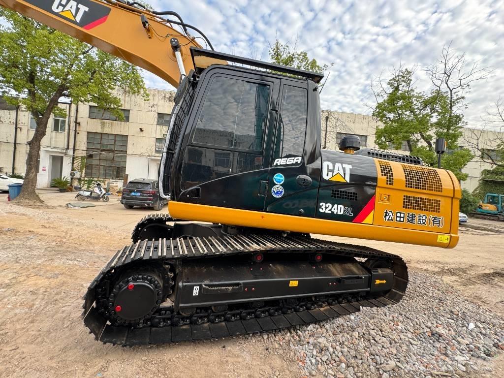 CAT 324 D2 L Vikšriniai ekskavatoriai