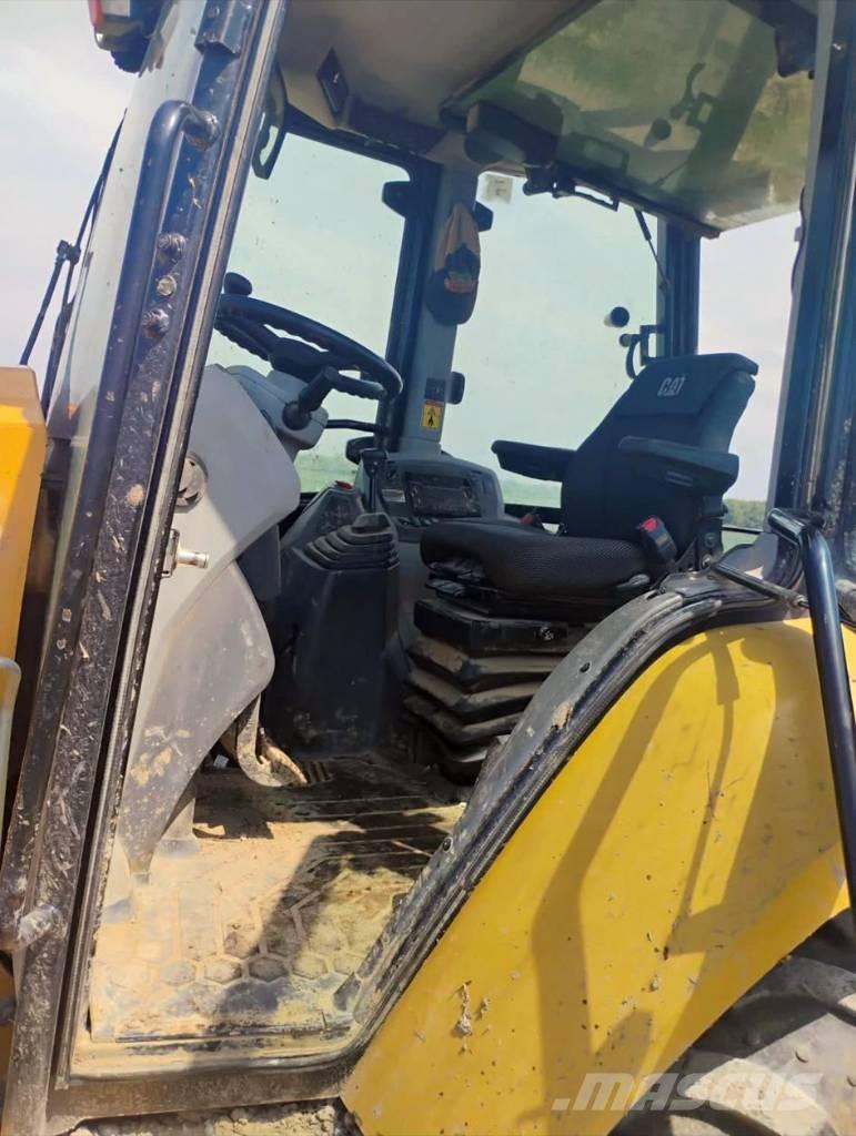 CAT 420 Ekskavatoriniai krautuvai