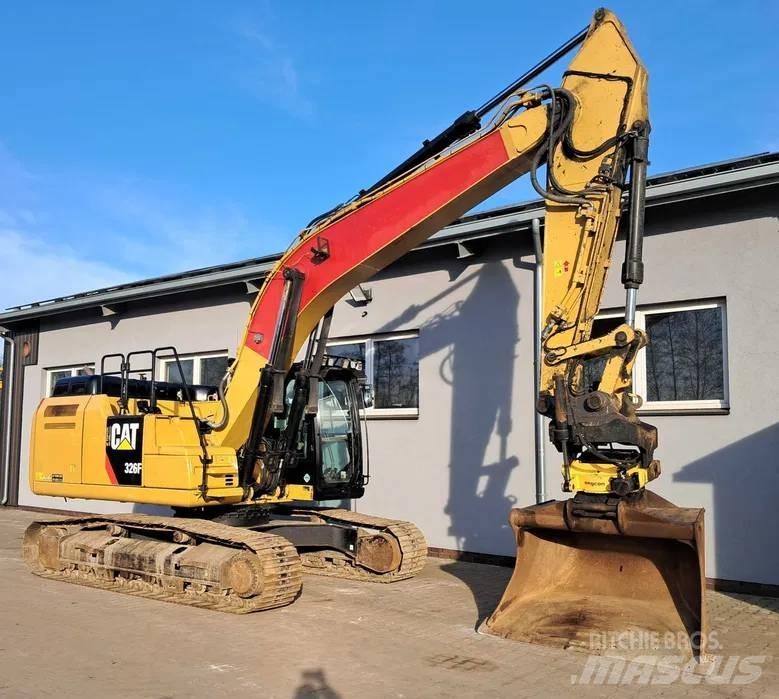CAT 326 F L Vikšriniai ekskavatoriai