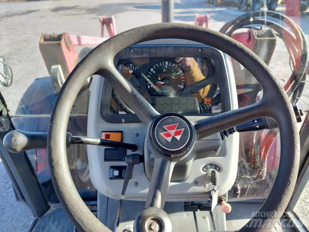 Massey Ferguson 4245 Traktoriai