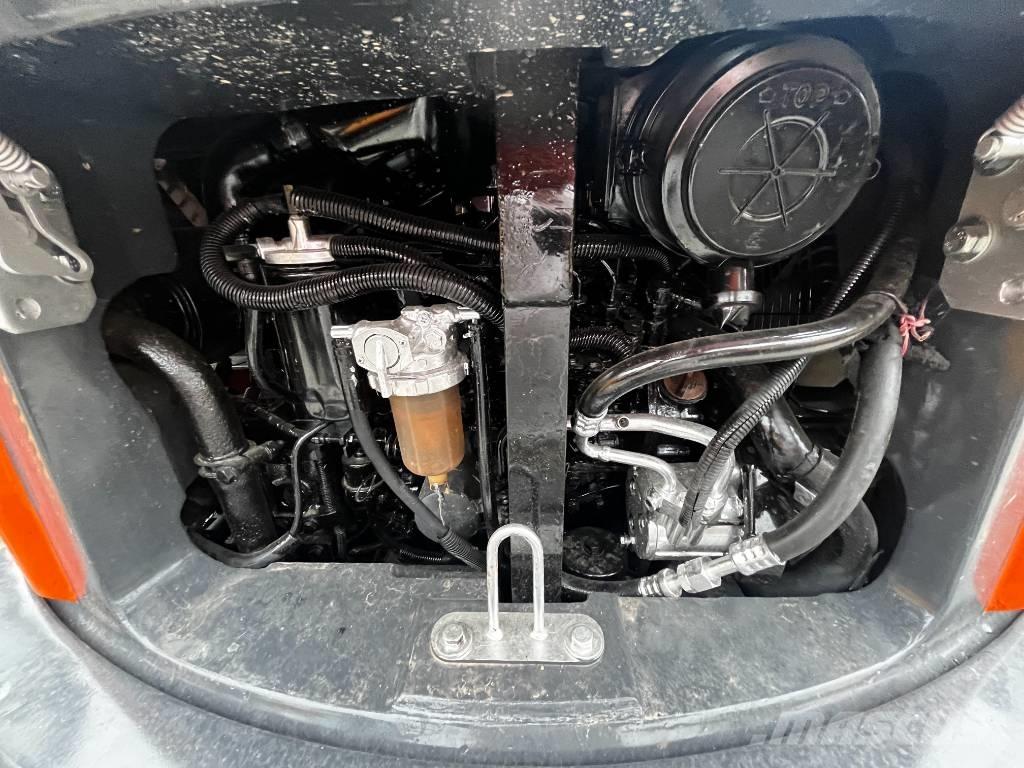 Hitachi ZX 50 U Mini ekskavatoriai < 7 t