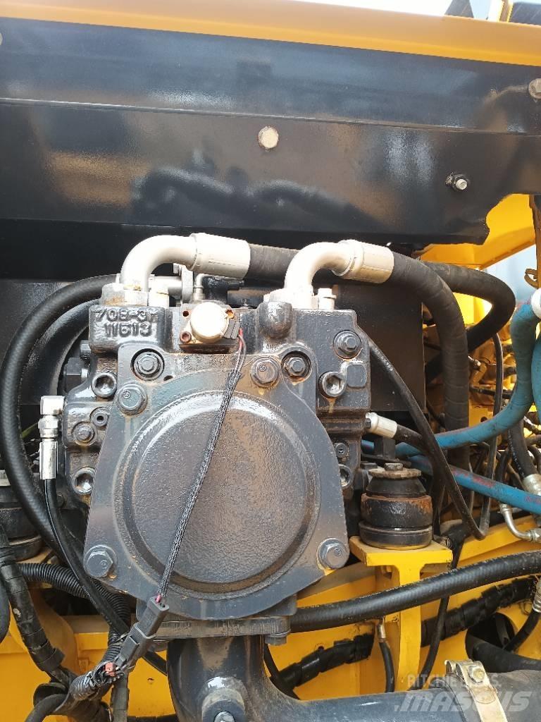 Komatsu PC 160 Vikšriniai ekskavatoriai