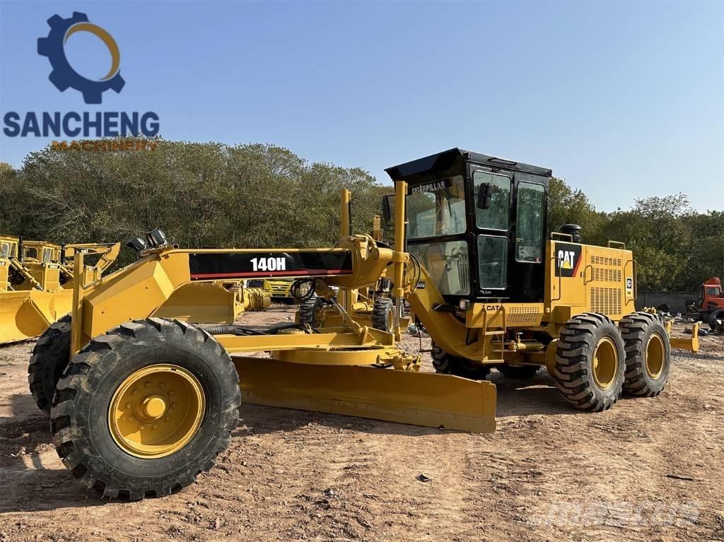 CAT 140H Greideriai