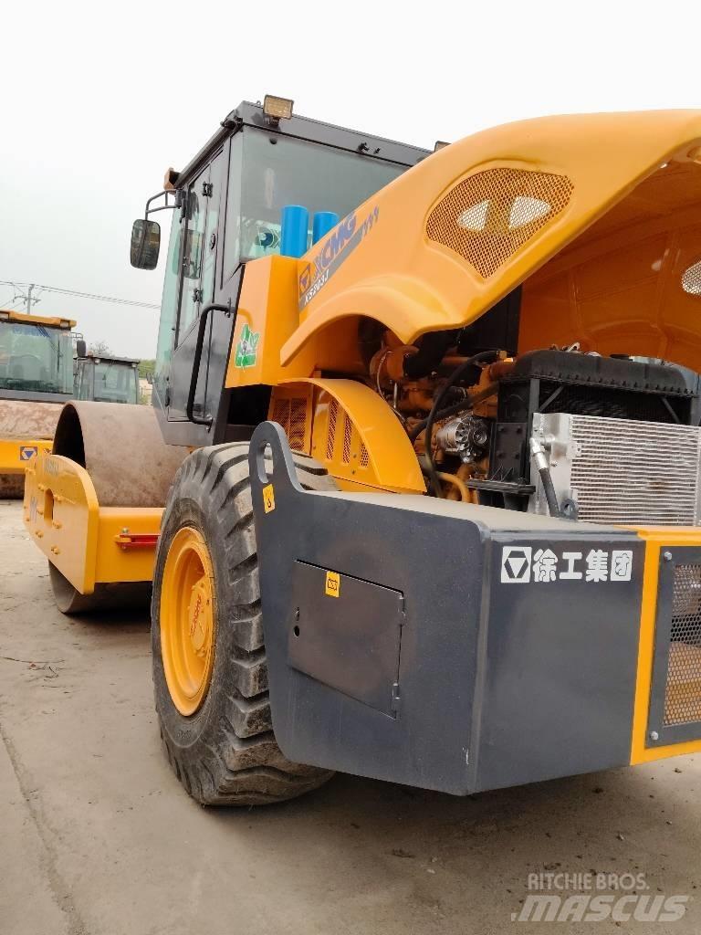 XCMG XS 203 J Vieno būgno volai