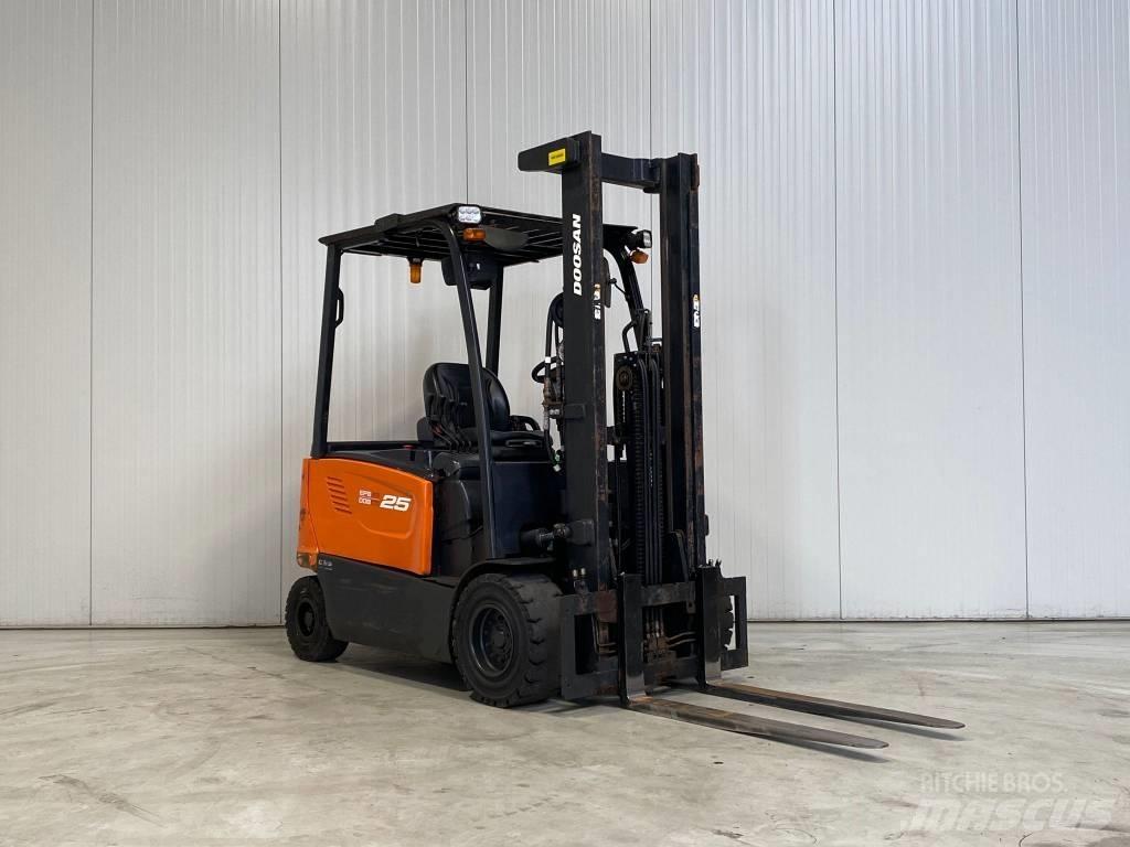 Doosan B25X-7 Elektriniai šakiniai krautuvai