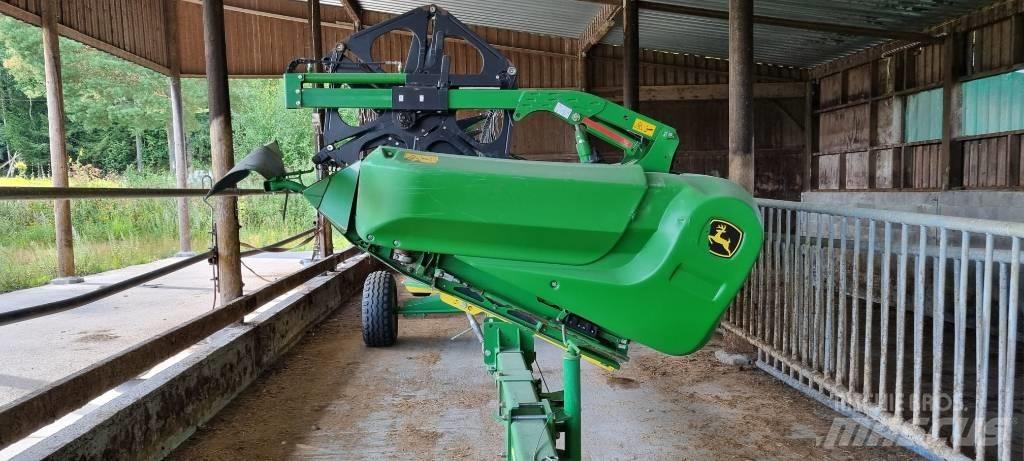 John Deere 625 X Derliaus nuėmimo kombainų galvos