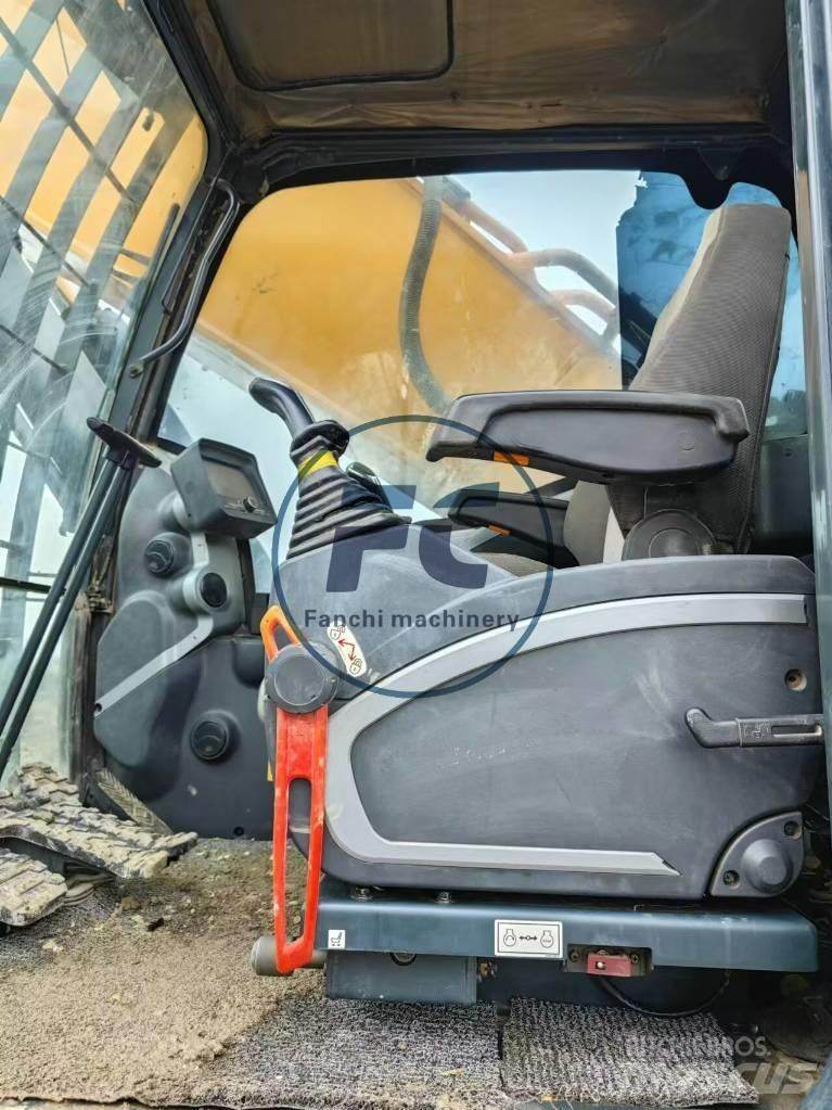 Hyundai 520L-9VS Vikšriniai ekskavatoriai
