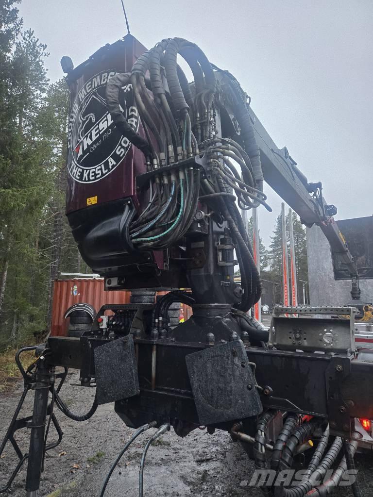 Kesla 2112T Medienos kranai