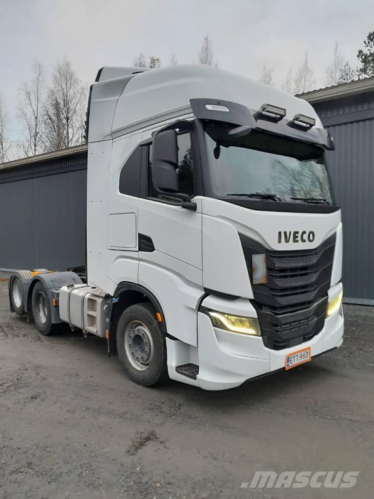 Iveco S-Way AS 440 Naudoti vilkikai