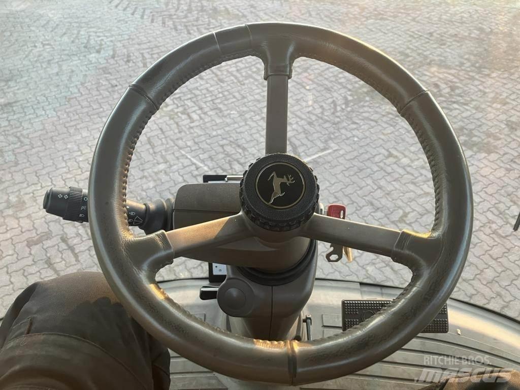 John Deere 8600 Pašarų kombainai