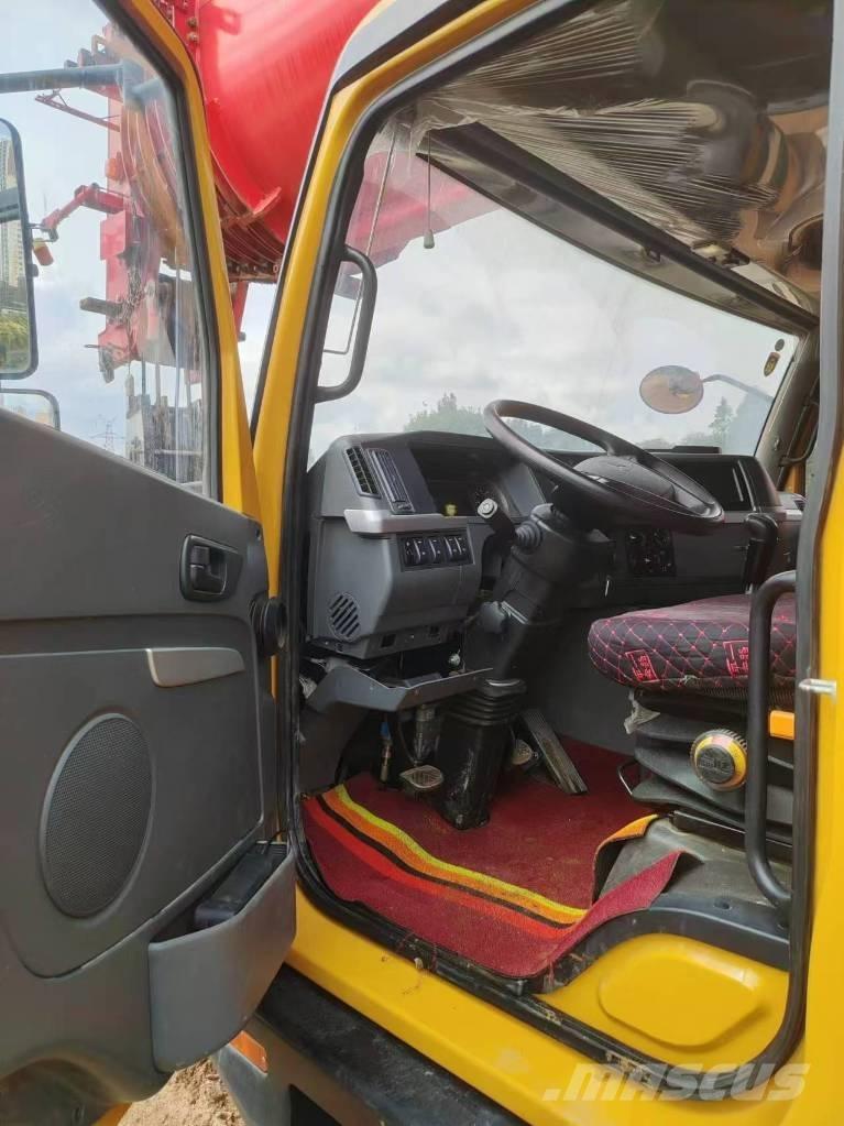 Sany STC1300C8 Visureigiai kranai