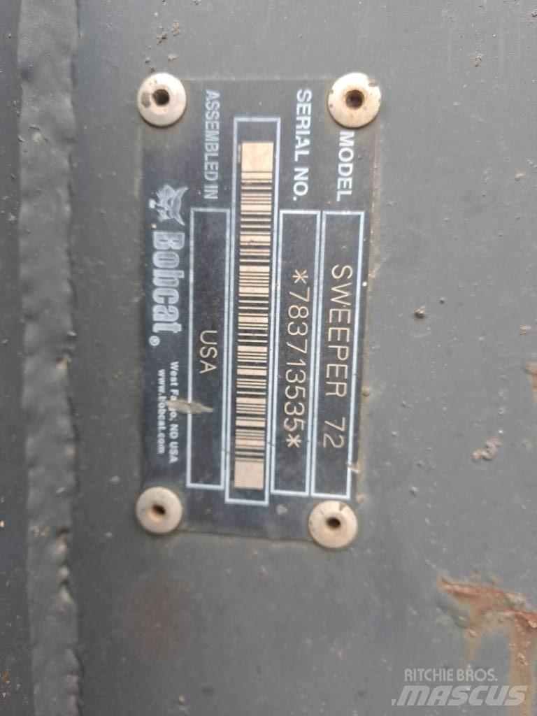 Bobcat 72 KAUHAHARJA Šepečiai