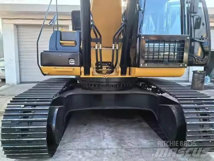 CAT CAT336D2 Vidutinės galios ekskavatoriai 7-12 t