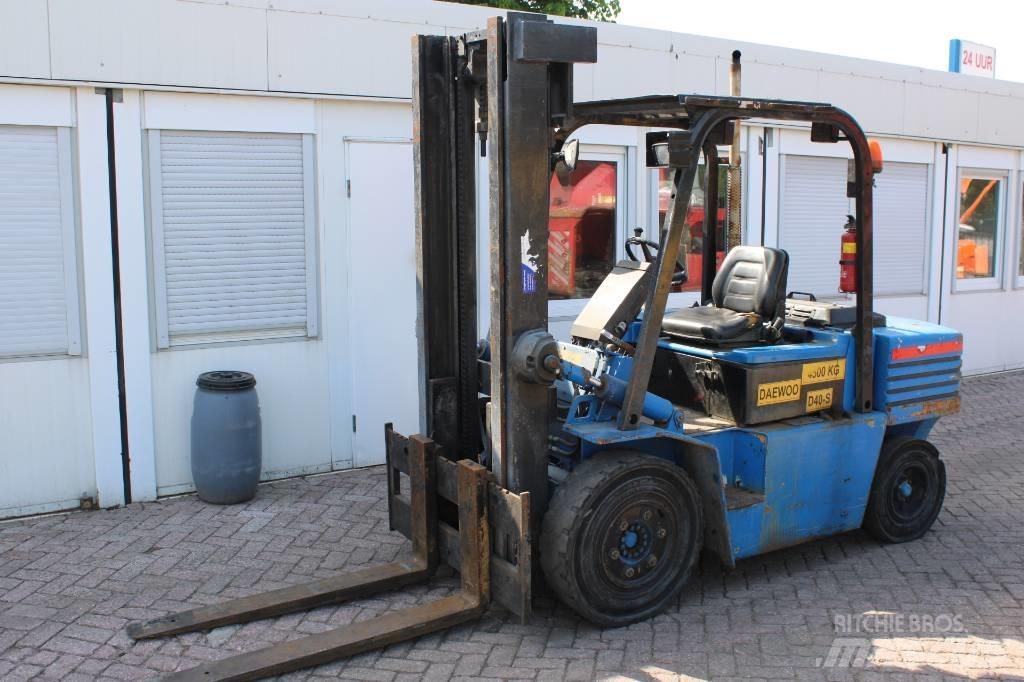 Daewoo D 40 S Dyzeliniai krautuvai