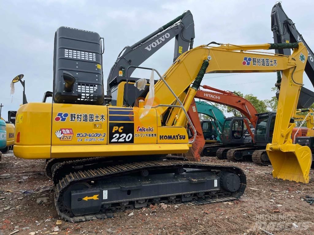 Komatsu PC 220 Vikšriniai ekskavatoriai