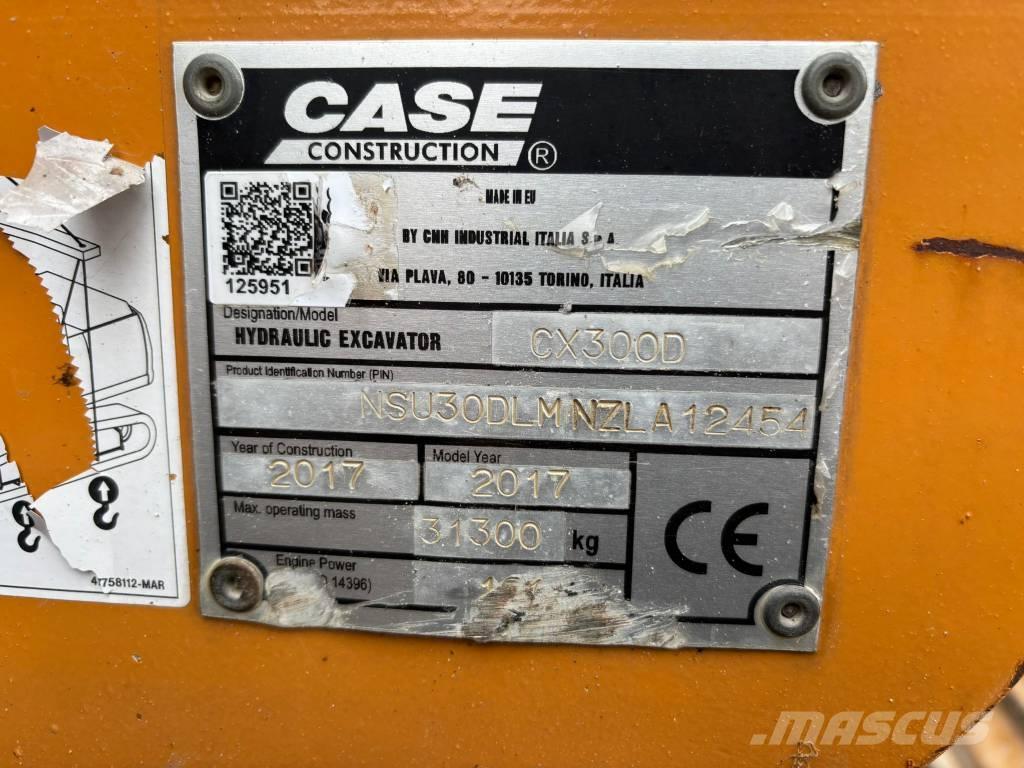 CASE CX300D Vikšriniai ekskavatoriai
