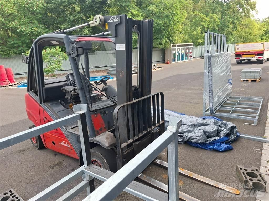 Linde H25T-01 Statyba - Kita