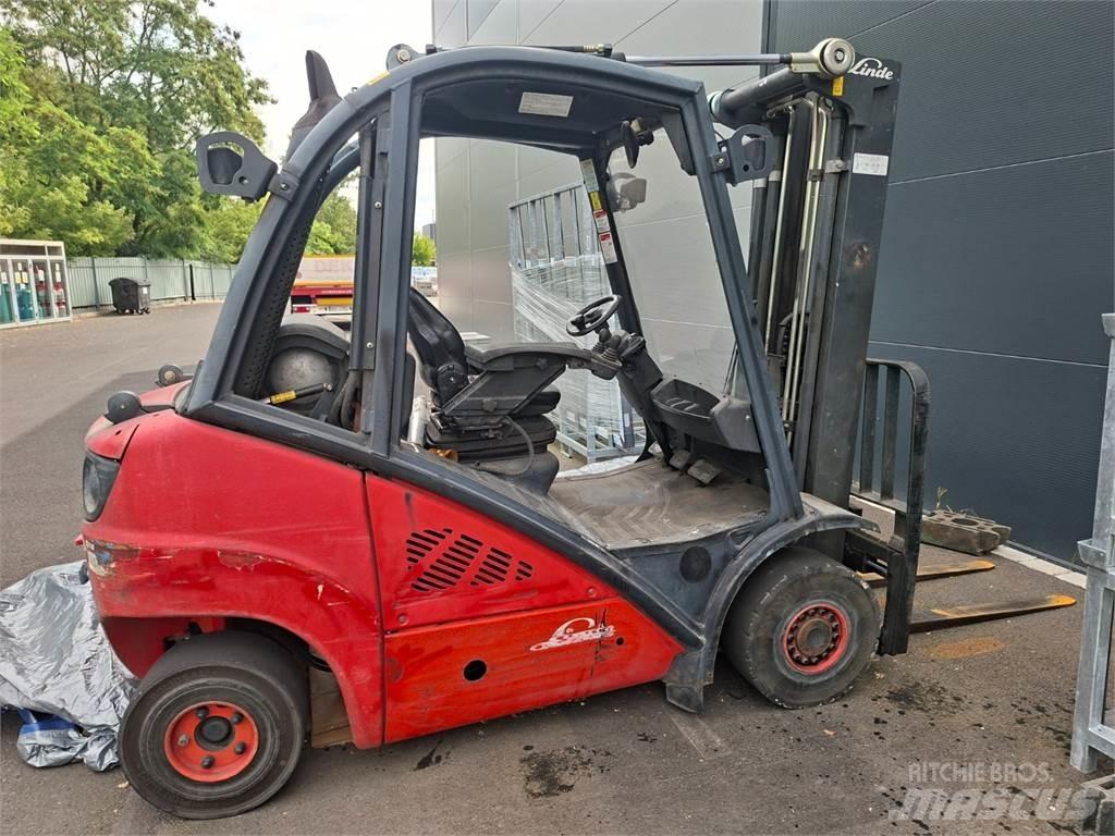 Linde H25T-01 Statyba - Kita
