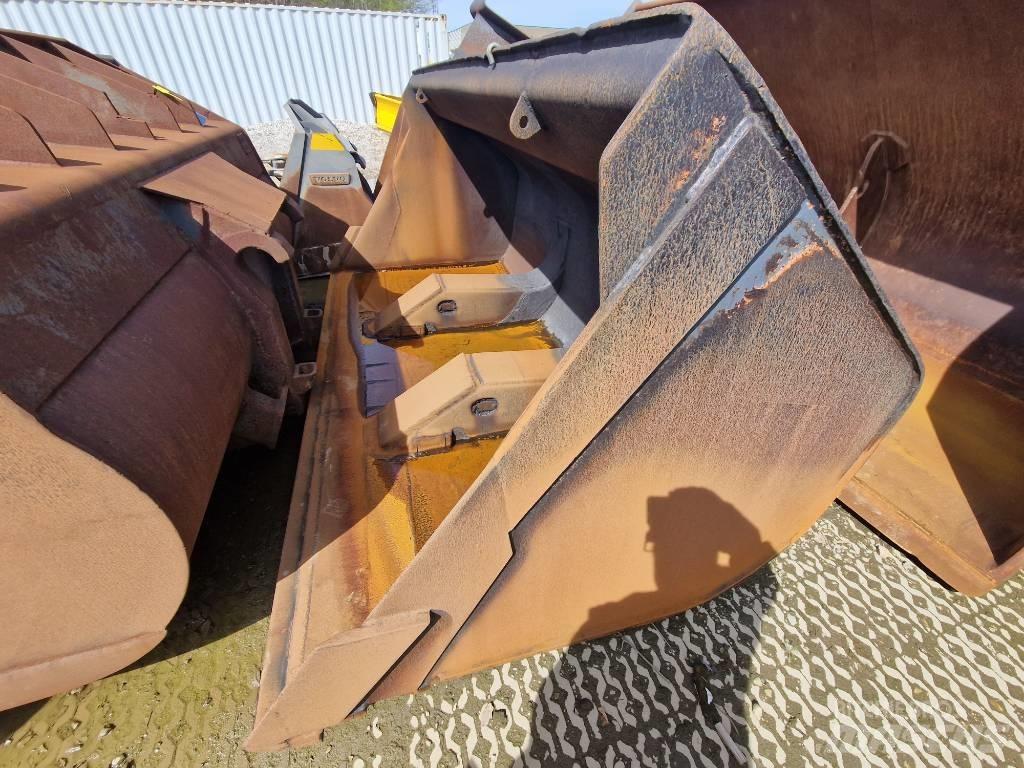 Volvo L 180 Kaušai