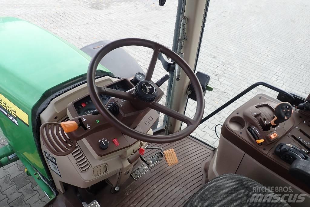 John Deere 6820 Traktoriai