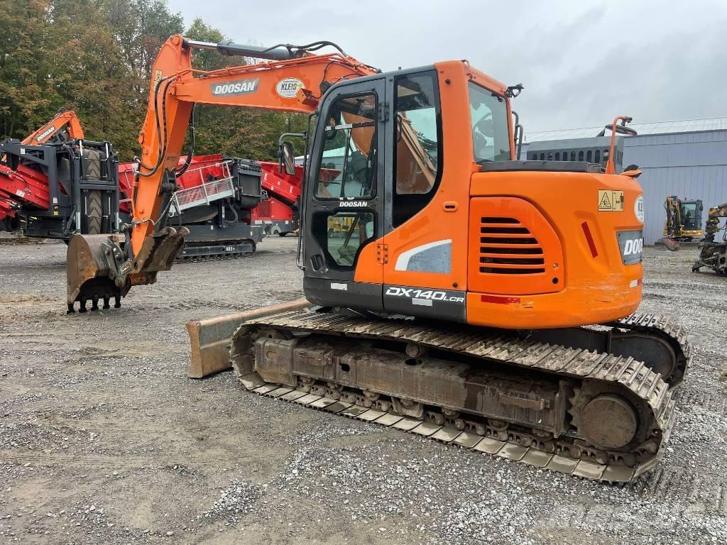 Doosan DX 140 LCR Vikšriniai ekskavatoriai