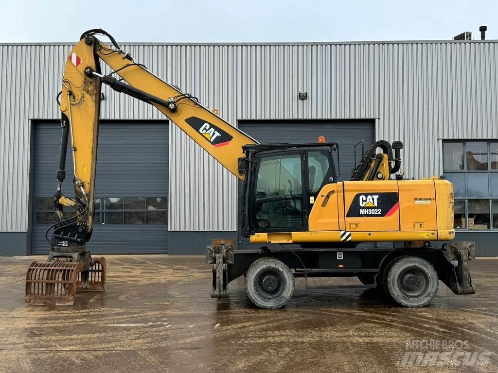 CAT MH3022 Specialūs ekskavatoriai