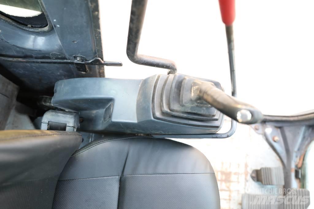 Kobelco SK 130 LC Vikšriniai ekskavatoriai