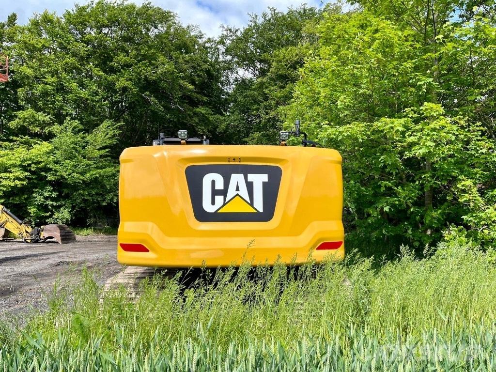 CAT 323 Nextgen Vikšriniai ekskavatoriai