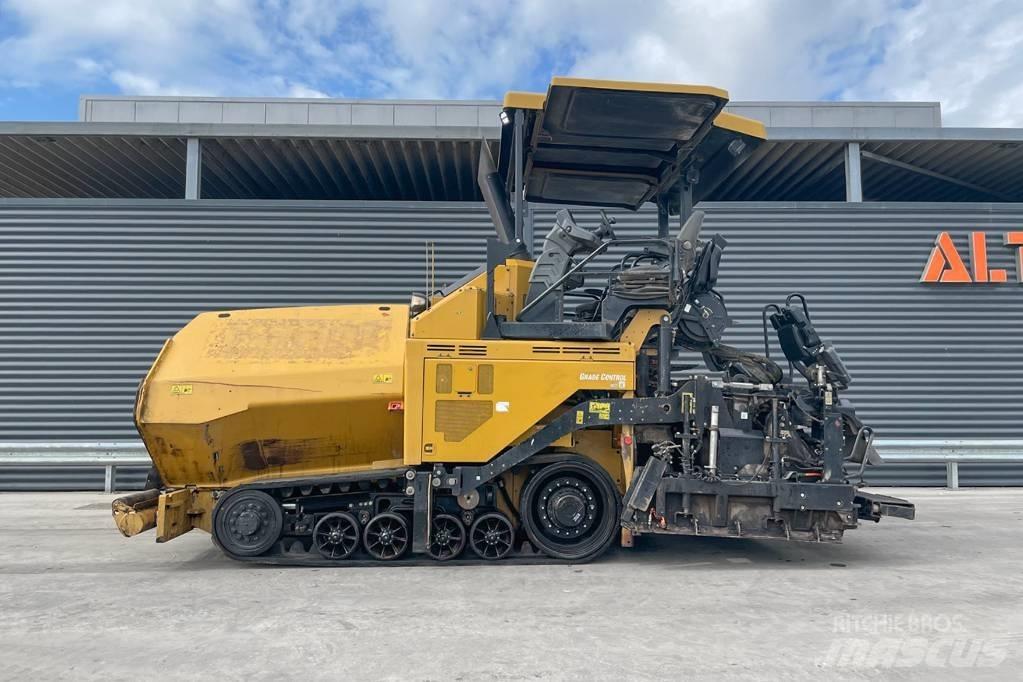 CAT AP555F Asfalto klotuvai