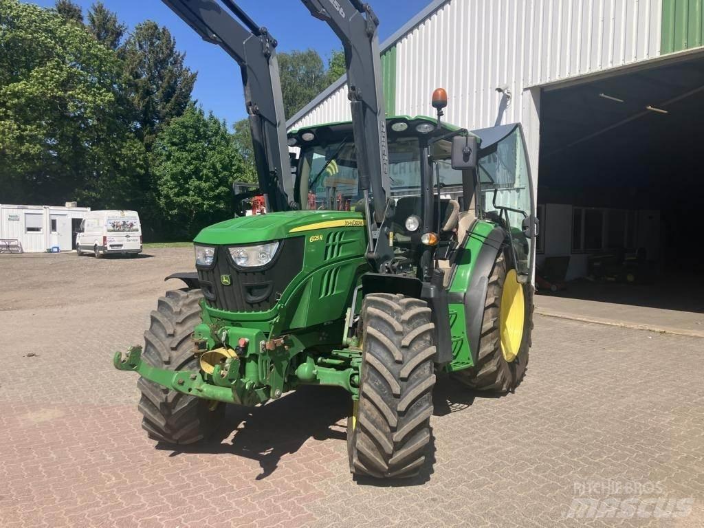 John Deere 6125R Traktoriai