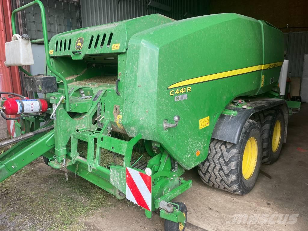 John Deere C 441 R Ritinių presai