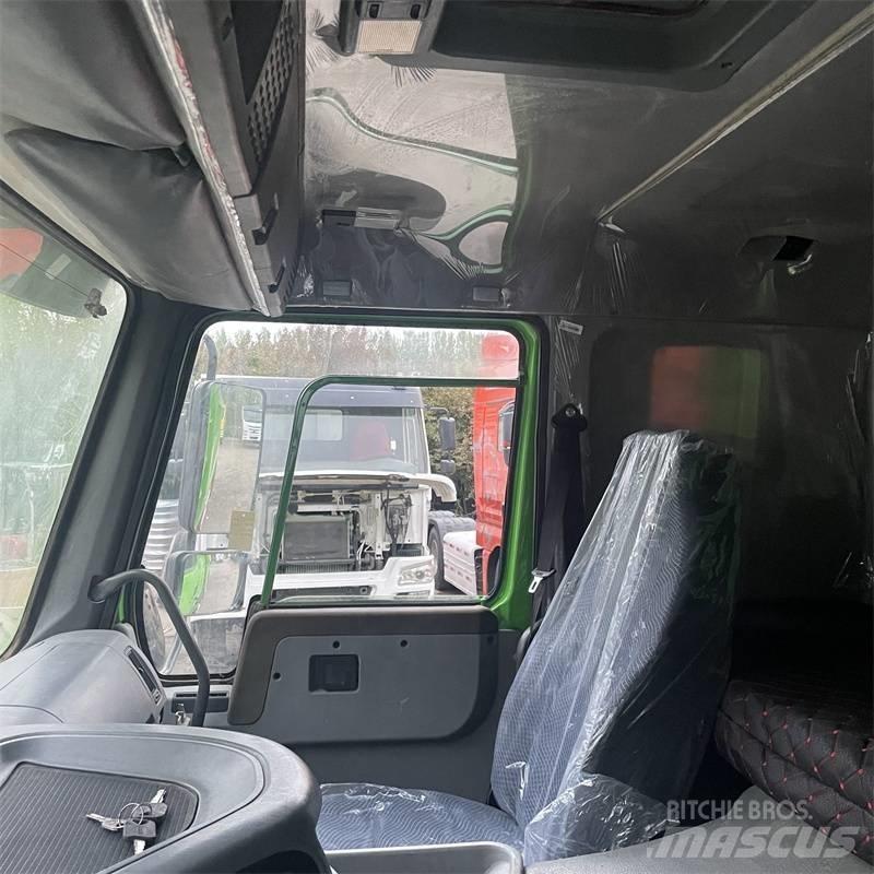Howo 371 8x4 Savivarčių priekabų vilkikai