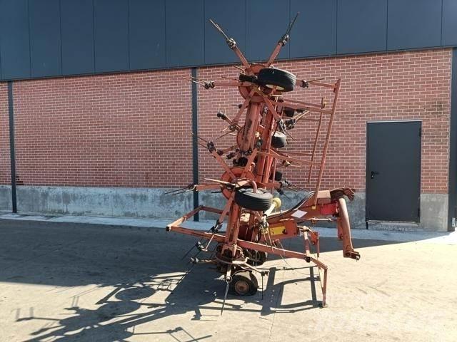 Kuhn GF8501 MH Šieno grėbliai ir vartytuvai
