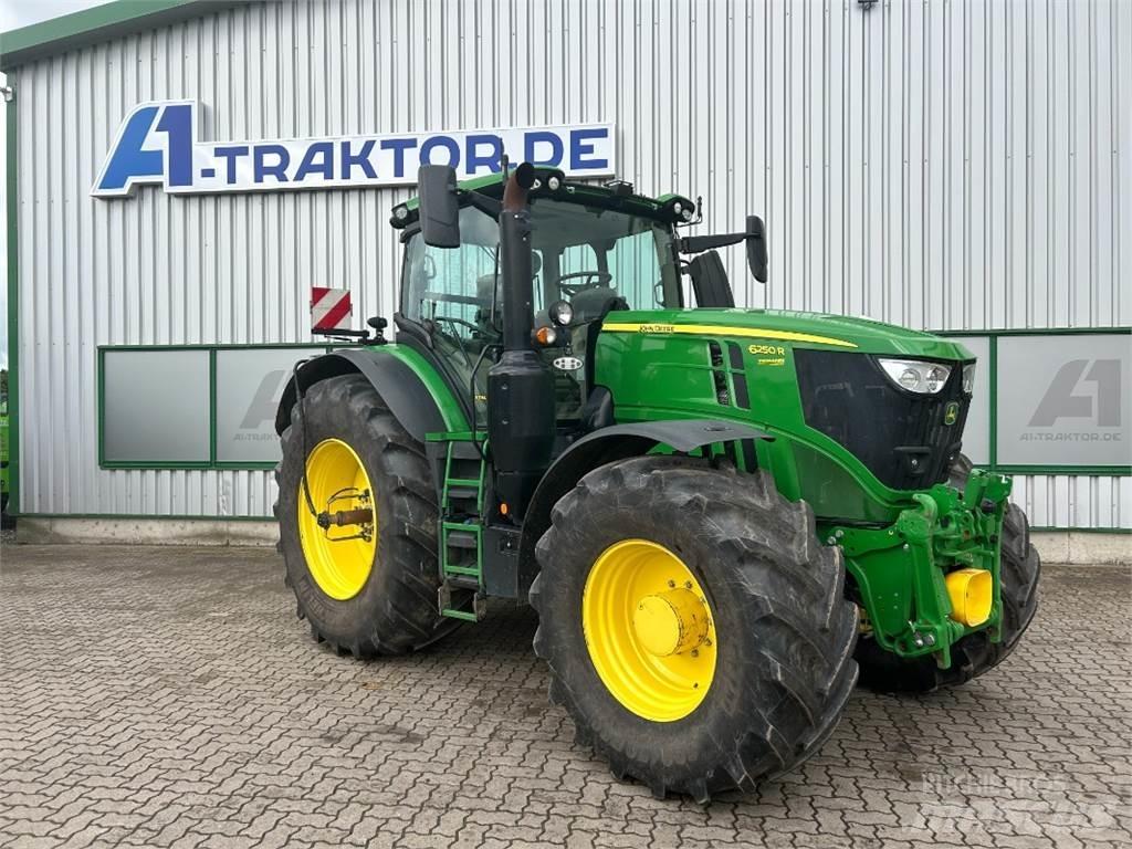 John Deere 6250R Traktoriai