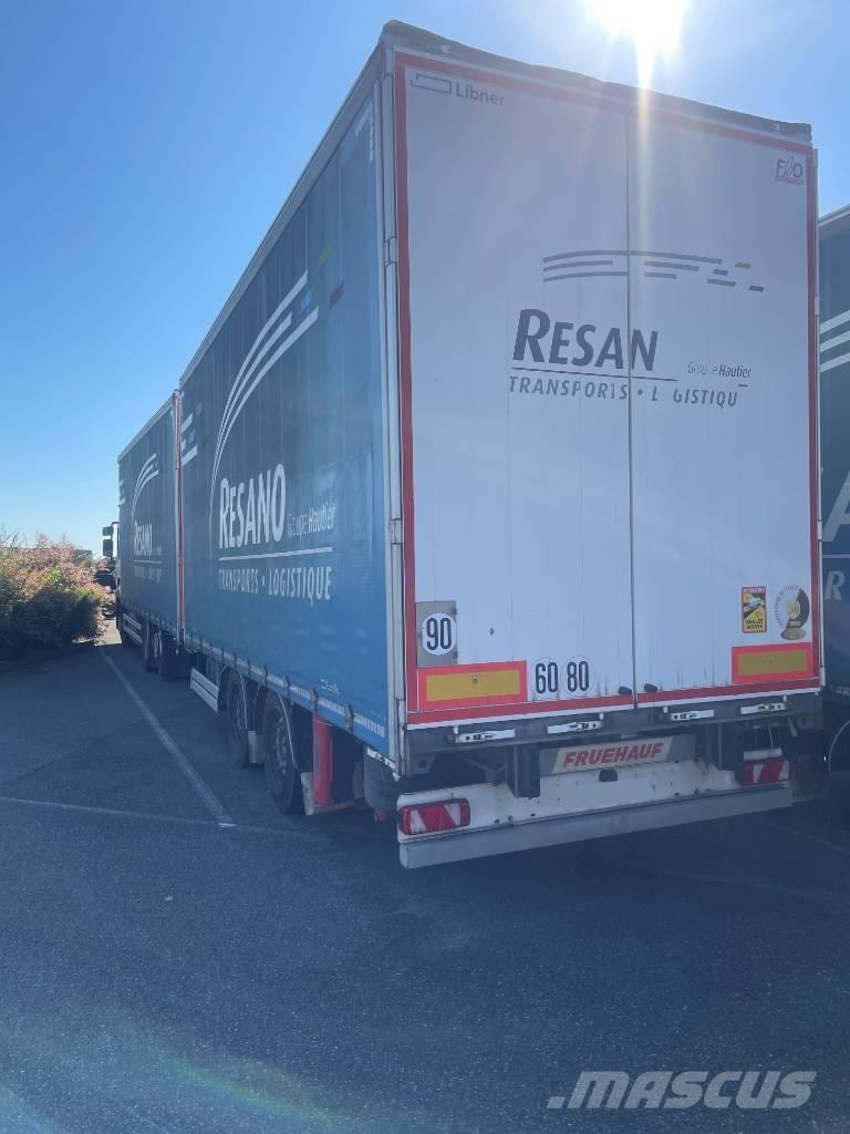Renault T440 Priekabos su tentu