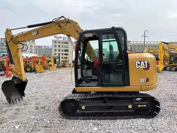 CAT 307 Vikšriniai ekskavatoriai