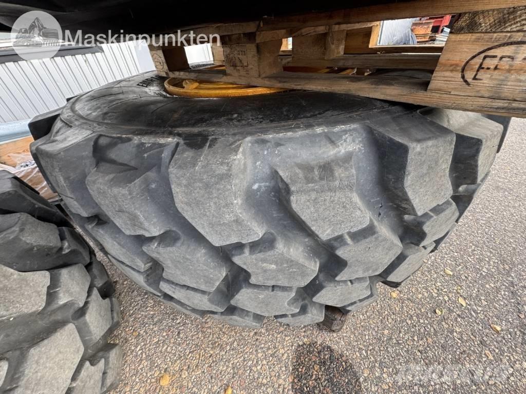 Trelleborg EMR1030 Padangos, ratai ir ratlankiai