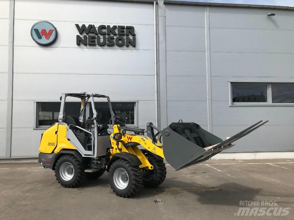 Wacker Neuson WL28 Universalūs ratiniai krautuvai