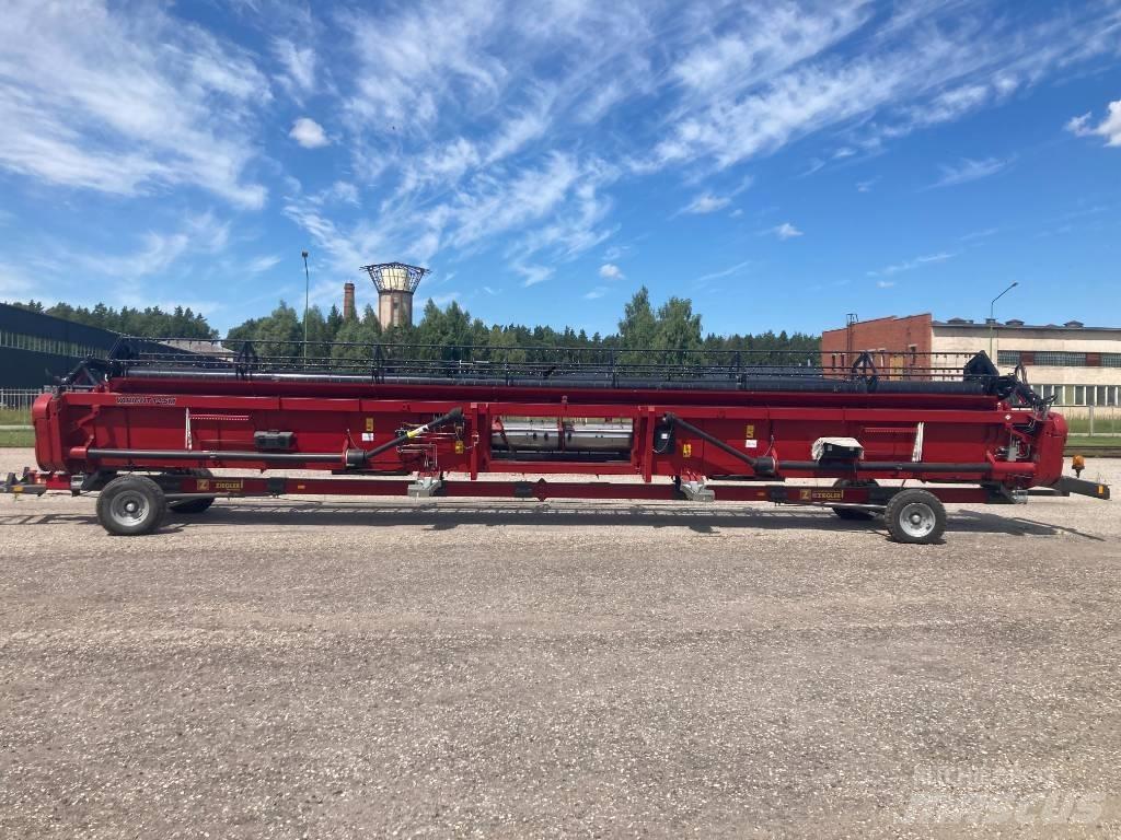 Case IH 3050 Derliaus nuėmimo kombainų galvos