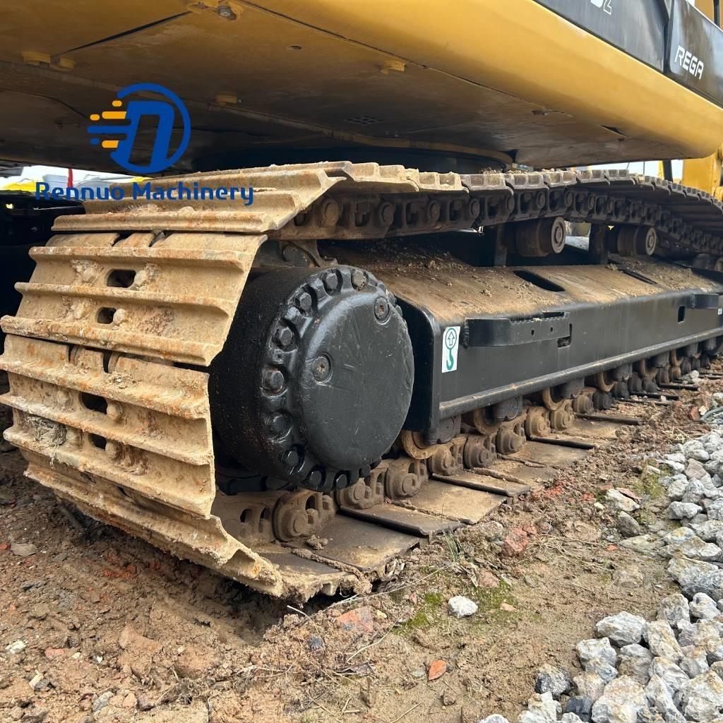 CAT 325D2 Vikšriniai ekskavatoriai