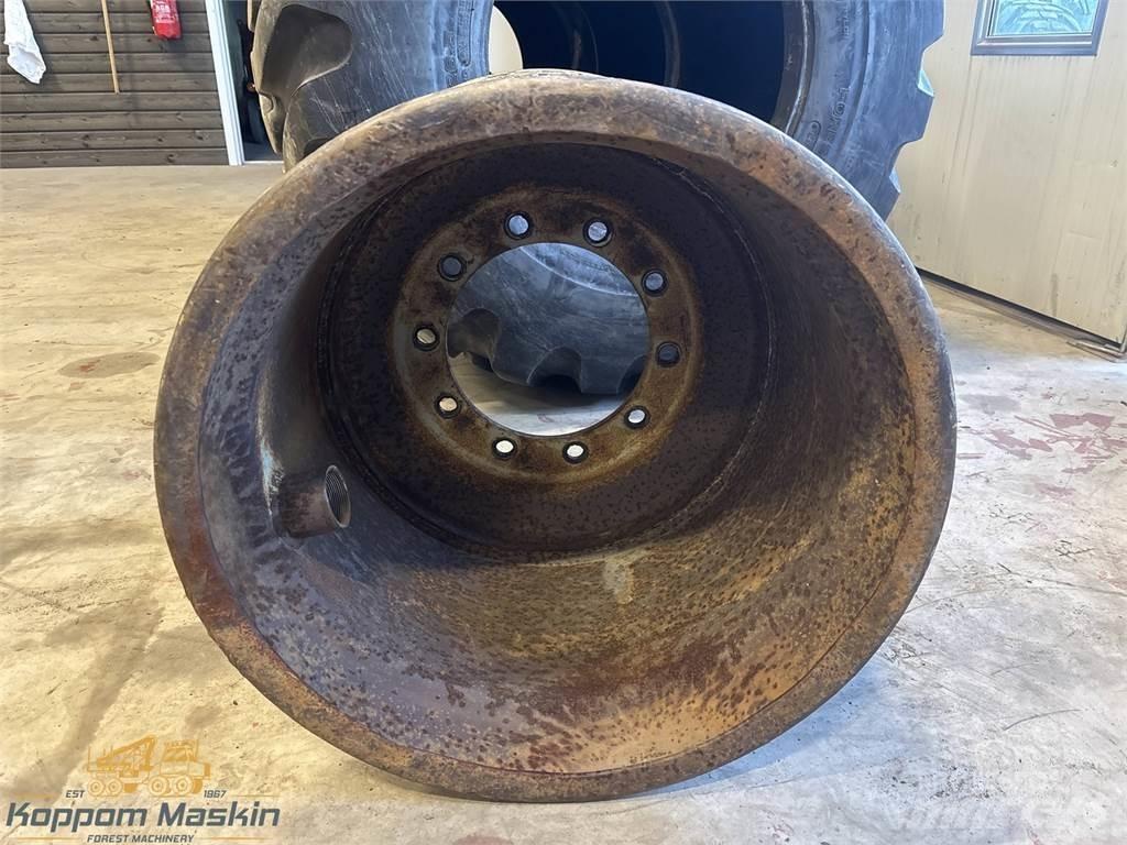 Valmet 890 24x26,5 Padangos, ratai ir ratlankiai