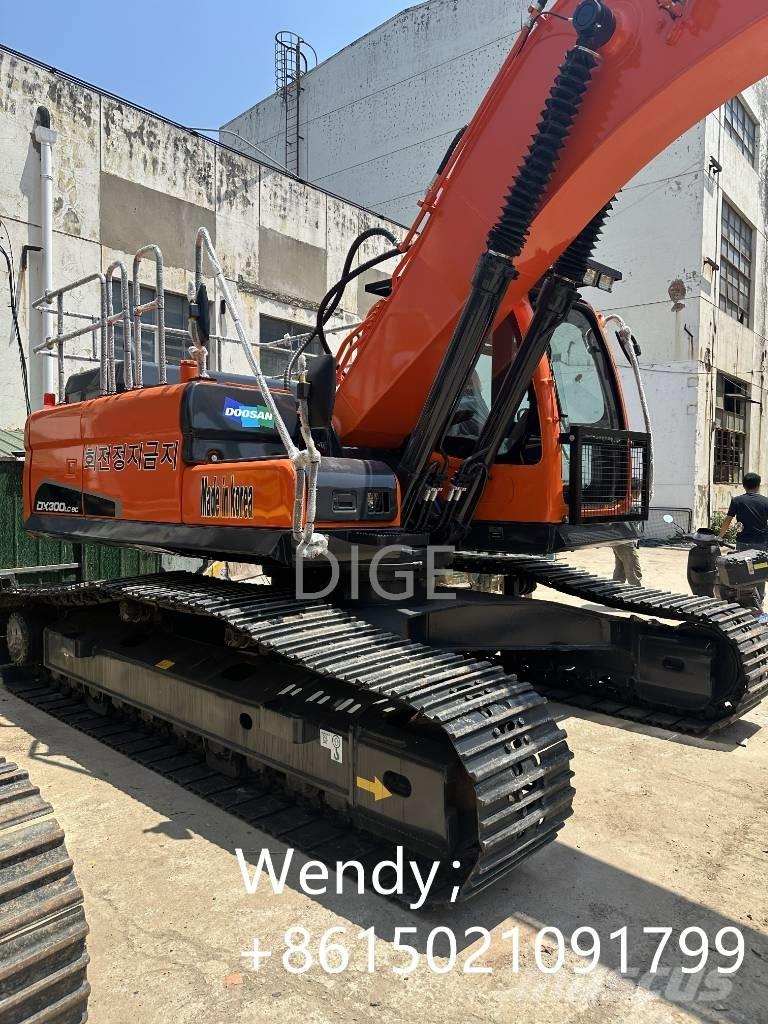 Doosan DX 300 Vidutinės galios ekskavatoriai 7-12 t