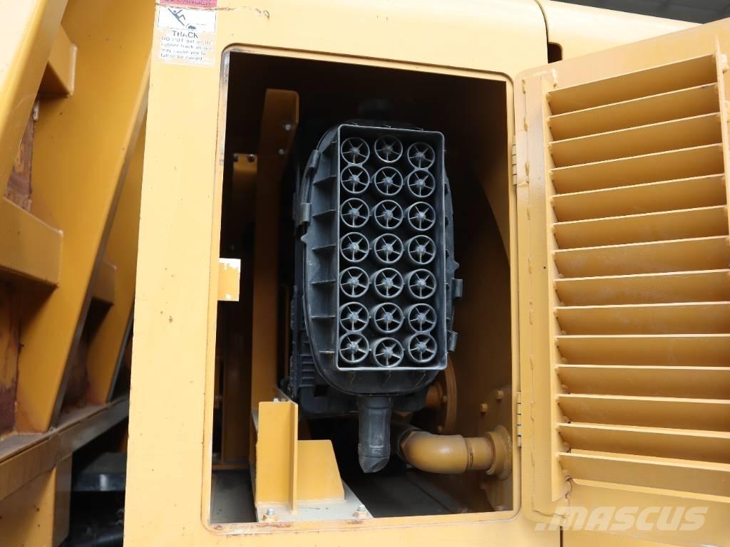 Morooka MST 2200 V D Vikšrinė savivartė technika