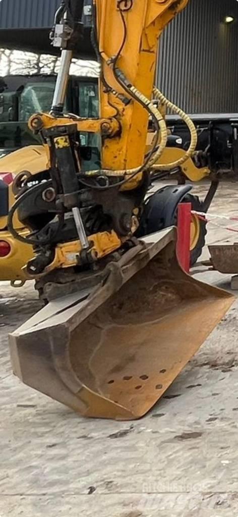 JCB JS 145 W Ratiniai ekskavatoriai