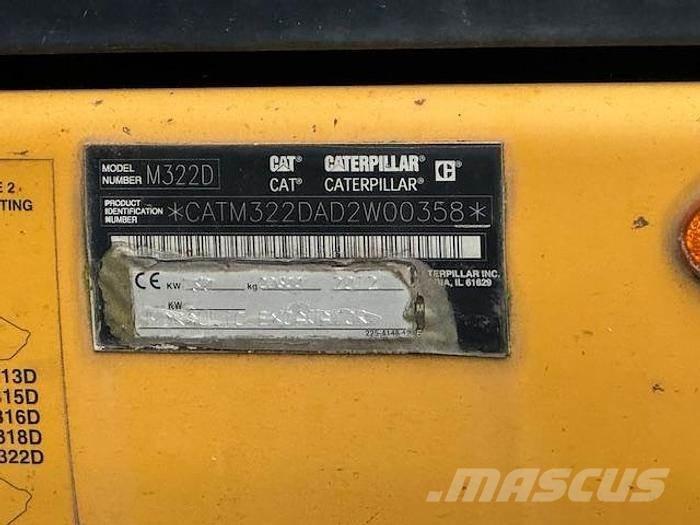 CAT M 322 D Ratiniai ekskavatoriai