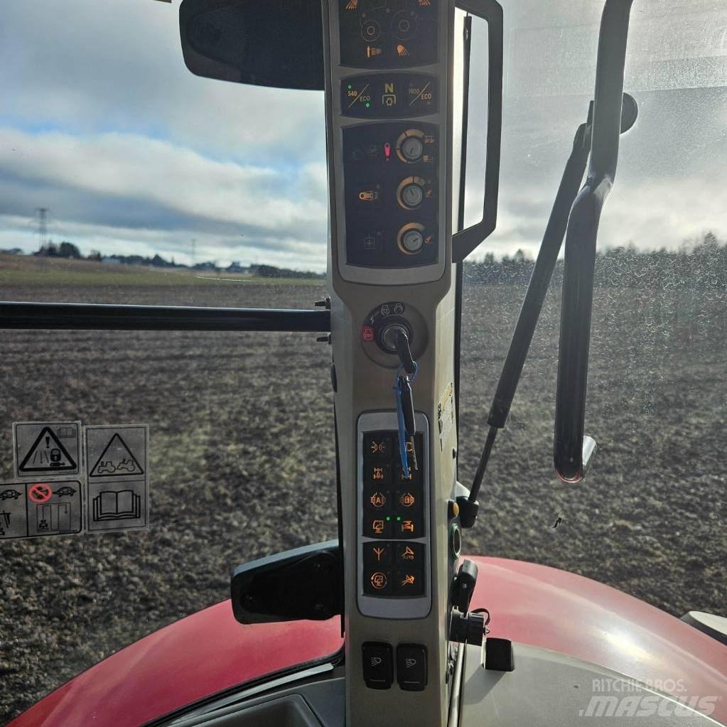 Massey Ferguson 8737 Traktoriai