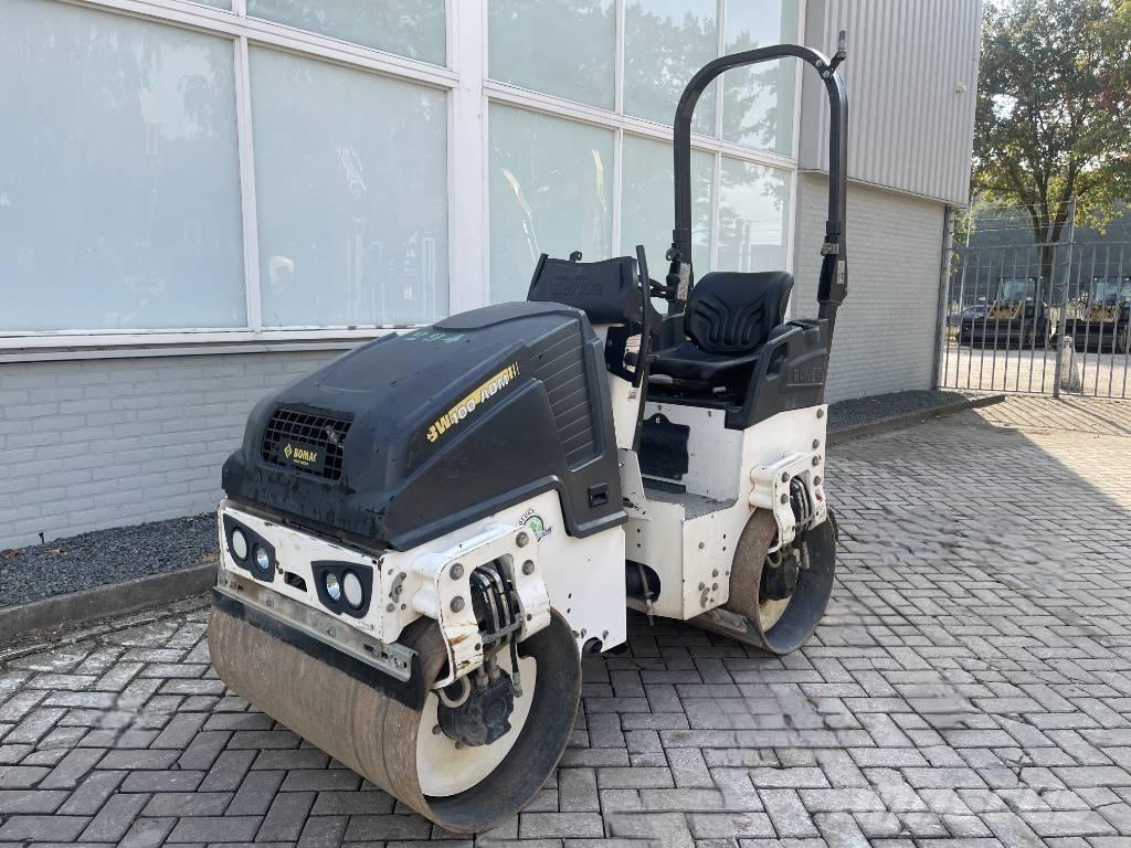 Bomag BW 100 AD M-5 Porinių būgnų volai